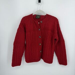 Carraig Donn red cable knit button-up cardigan 100% pure wool made in Ireland M